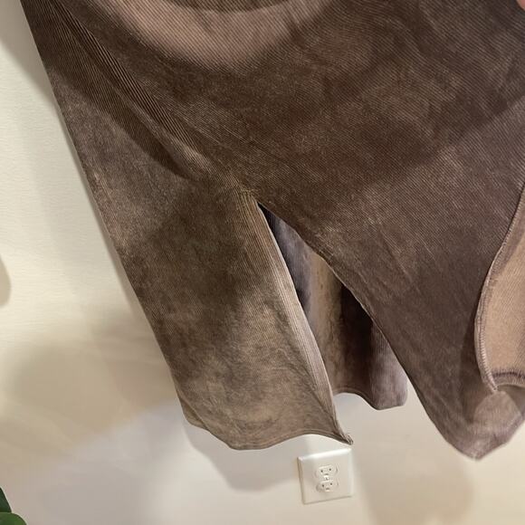 Nwt mauve HYFVE velvet cord sweater - Picture 4 of 5